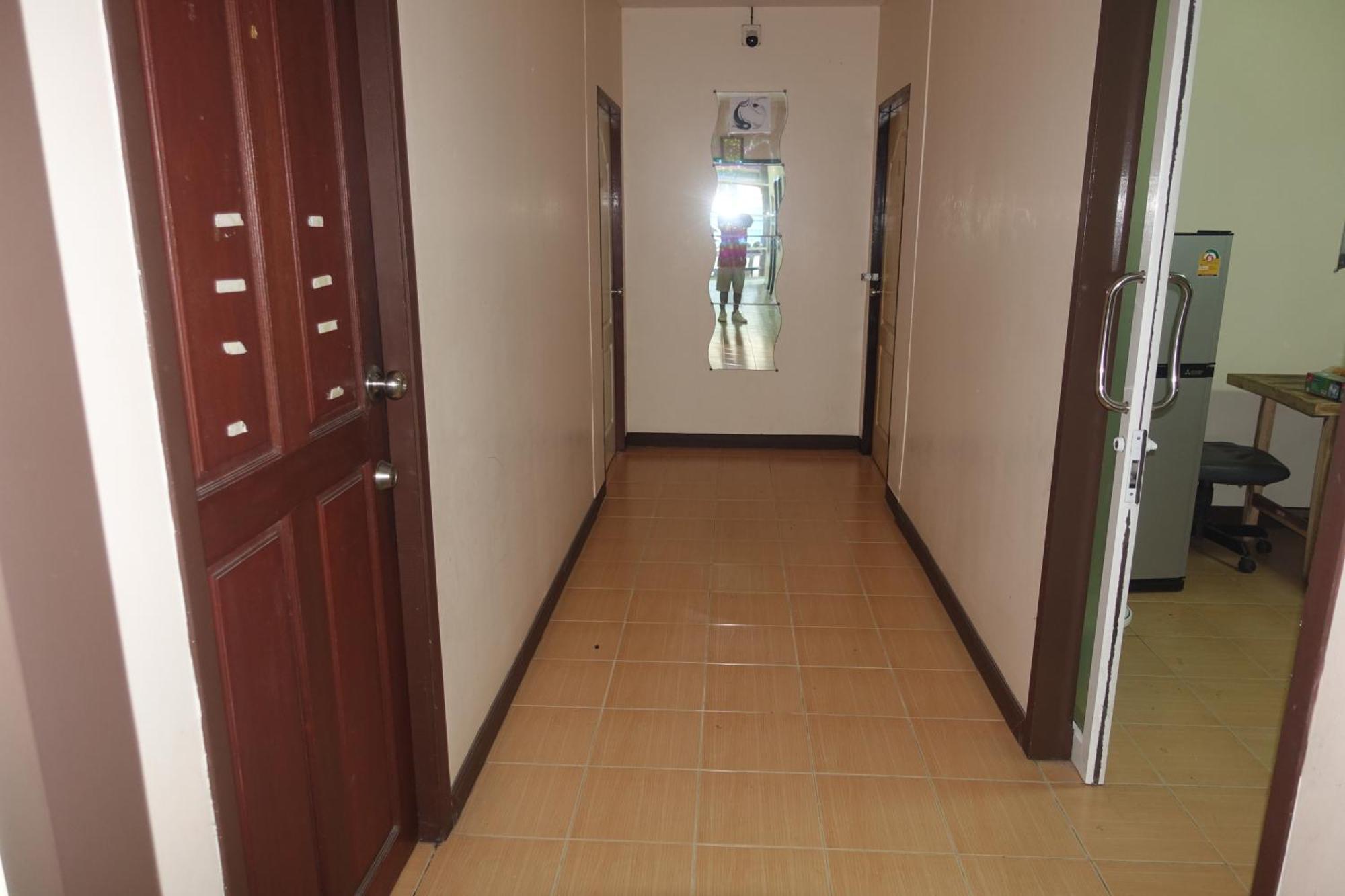 ธิติกาญจน์ อพาร์ทเม้นท์ Apartment Ban Khlong Samrong Exterior foto